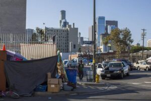 Moradores de rua em Skid Row: o paralelo com o Brasil